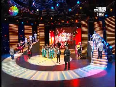 Yetenek Sizsiniz'de k�f�r rezaleti!