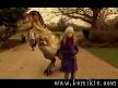 Dinozor sevgilisinden �ok �ekmis :D